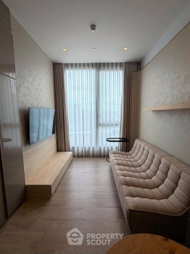 60m To MRT Phahon Yothin: 1-BR At The Crest Park Residences (ID 3431366)
