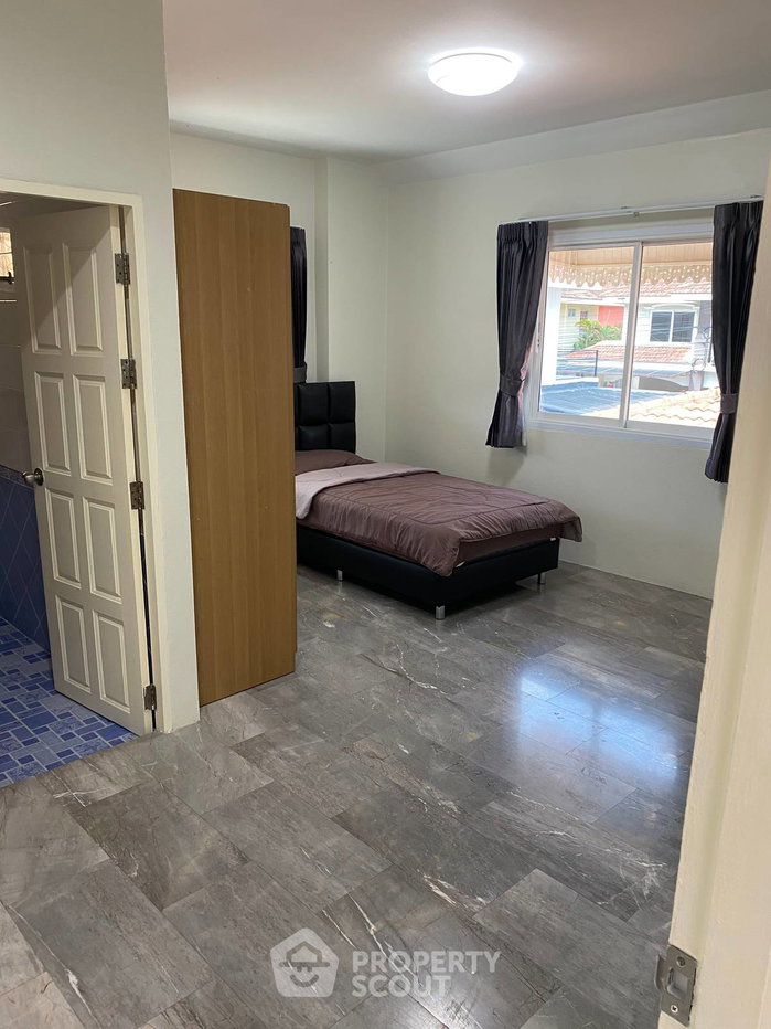 picture Pet-Friendly 3-BR 304 Sqm House At Wonderland 2 Village (ID 3429718) - 11/49
