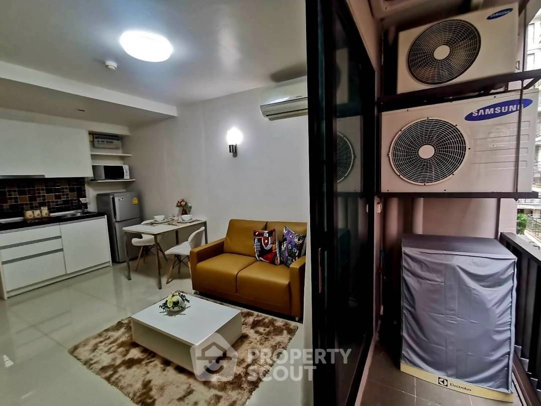 picture Great Value 1-BR At Le Cote Sukhumvit 14 Near BTS Asoke (ID 1988242) - 10/12