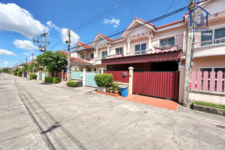 รูป ขายทาวน์เฮาส์ 2 ชั้น หมู่บ้านทัศนีย์ รังสิต-คลอง 1 ซอย รังสิต-นครนายก 23 ใกล้ฟิวเจอร์พาร์ค รังสิต - รูปที่ 2/15