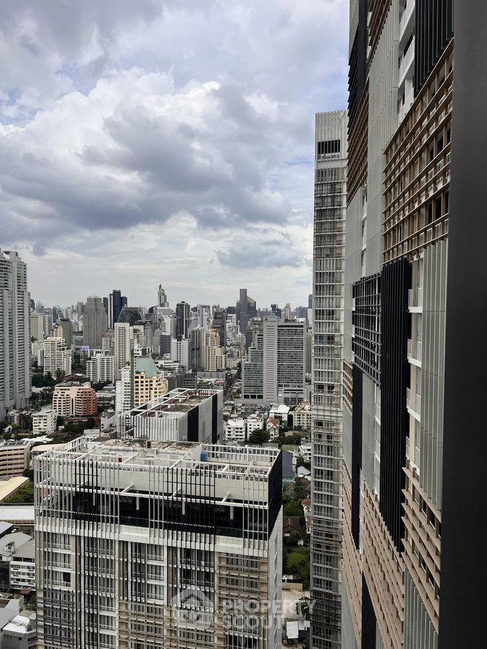 picture Studio Condo at Park Origin Phrom Phong near BTS Phrom Phong (ID 3426419) - 11/11