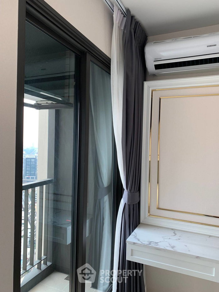 picture 37th-Floor 1-BR Life One Wireless Near BTS Phloen Chit (ID 692918) - 8/18