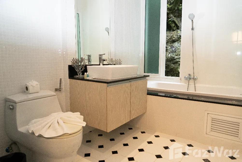 picture 2-Bedroom, 2-Bathroom Pool Access Apartment 6874899 - 13/28