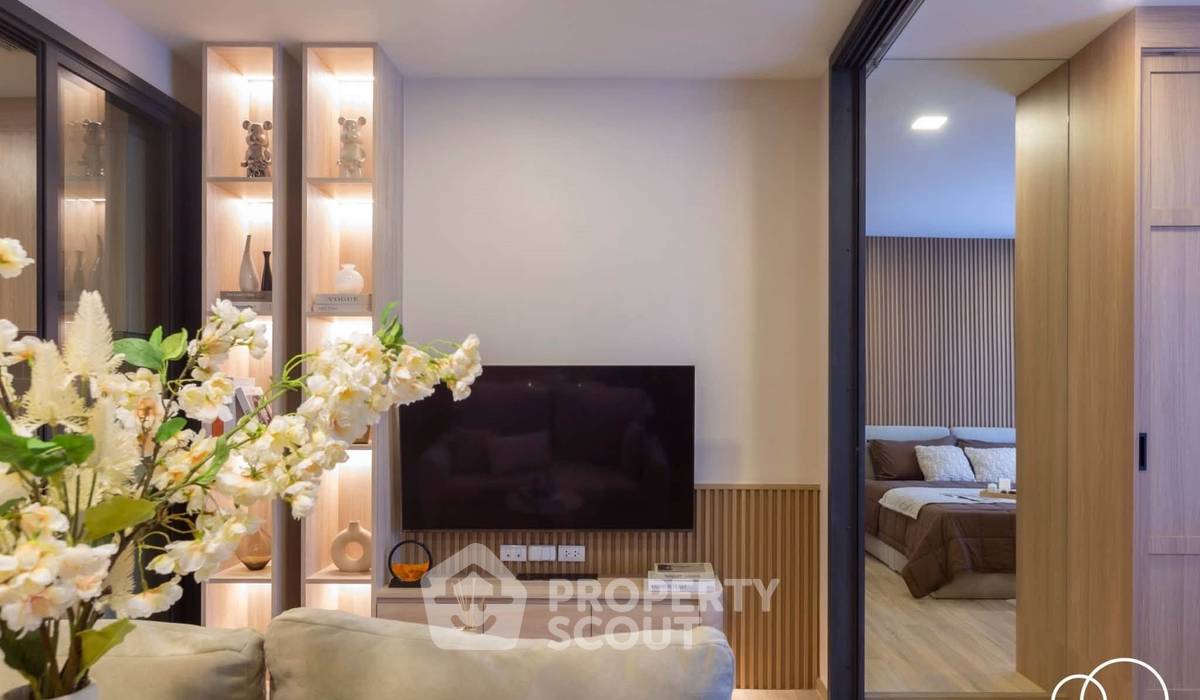 picture 42 Sqm 1-BR Condo At XT Phayathai Near BTS Phaya Thai (ID 3405997) - 3/10