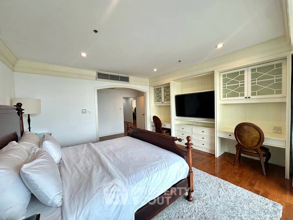 picture 4-BR 271 Sqm High-Floor Baan Siri 24 Near BTS Phrom Phong (ID 3428215) - 6/14