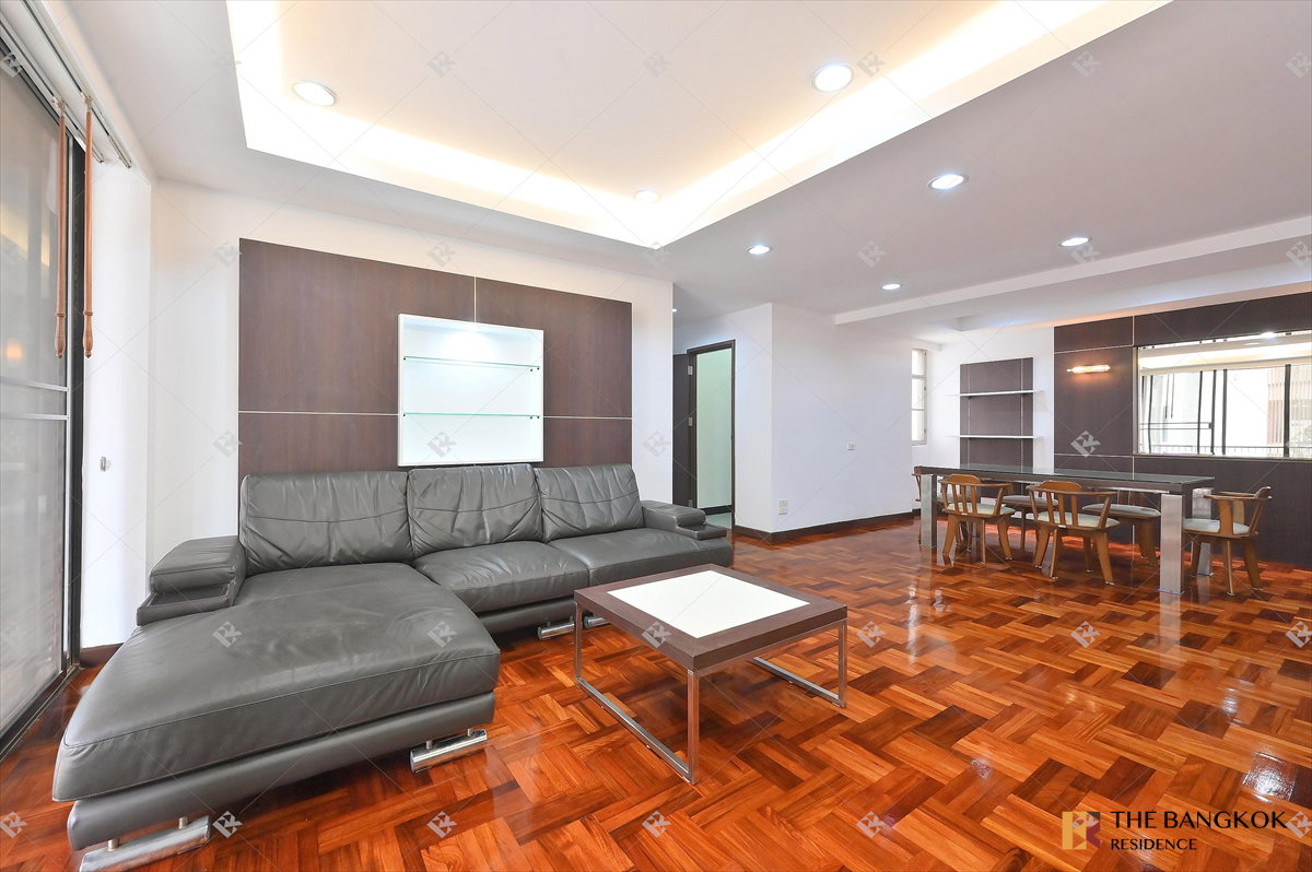รูป 💖💖 ขายคอนโด 💎 Grandville House 24 3นอน 176ตร.ม. 16MB ✨ Classic Luxury เหนือกาลเวลา พื้นไม้ Herringbone สุดหรู ทำเลดี เหมาะลงทุน - รูปที่ 2/16