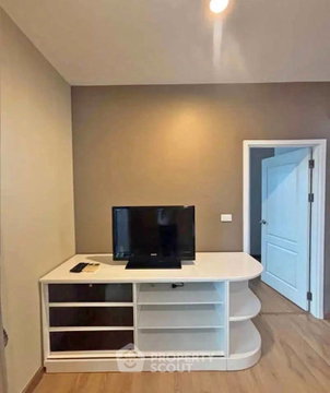 คอนโด 1-ห้องนอน ที่ ไฮฟ์ สาทร ใกล้ BTS กรุงธนบุรี (ID 3430949)