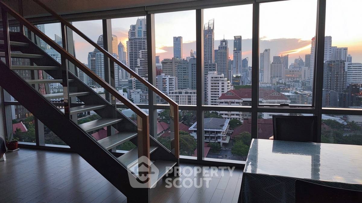 picture 2-BR Condo At The Room Sukhumvit 21 Near MRT Sukhumvit (ID 3412850) - 2/8