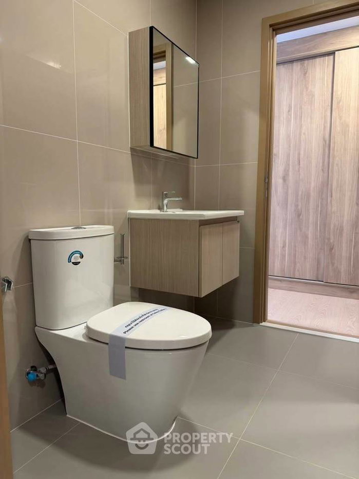 picture 1-BR Condo at The Base Urban Rama9 near MRT Phra Ram 9 (ID 3427335) - 5/7