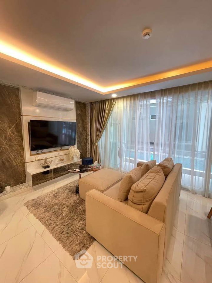 picture 2-BR Condo At Dusit Grand Park 2, Pattaya, 64 Sqm (ID 3430277) - 4/10