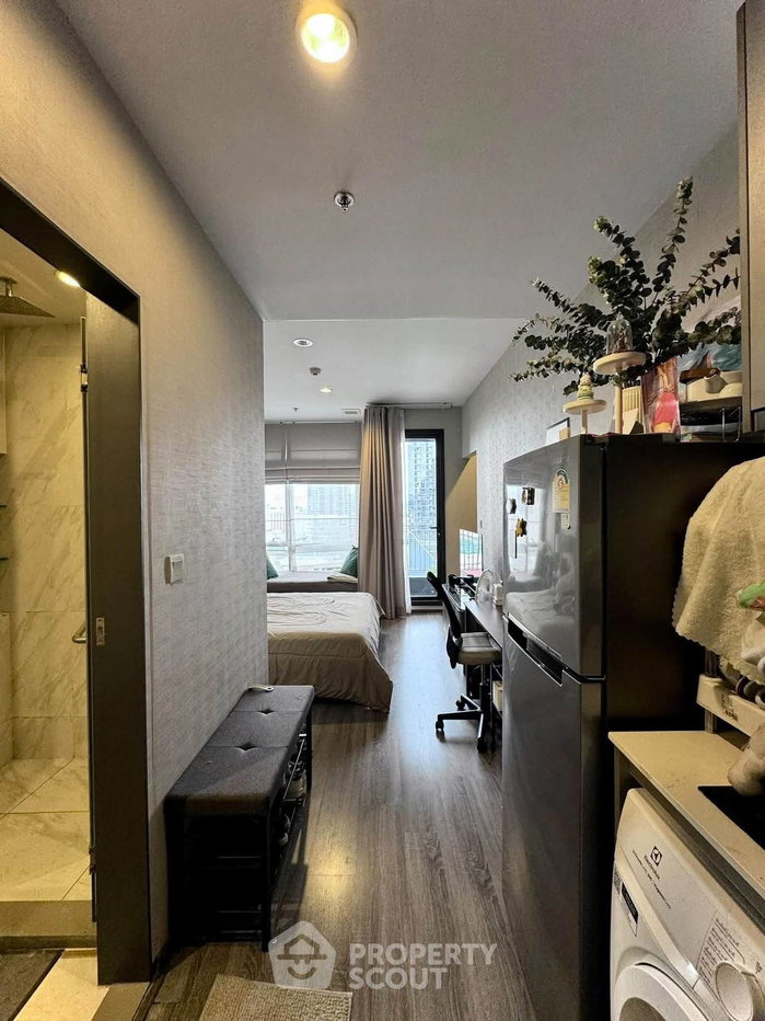 picture Studio Condo at Ideo Mobi Rangnam near ARL Ratchaprarop (ID 3431331) - 6/10
