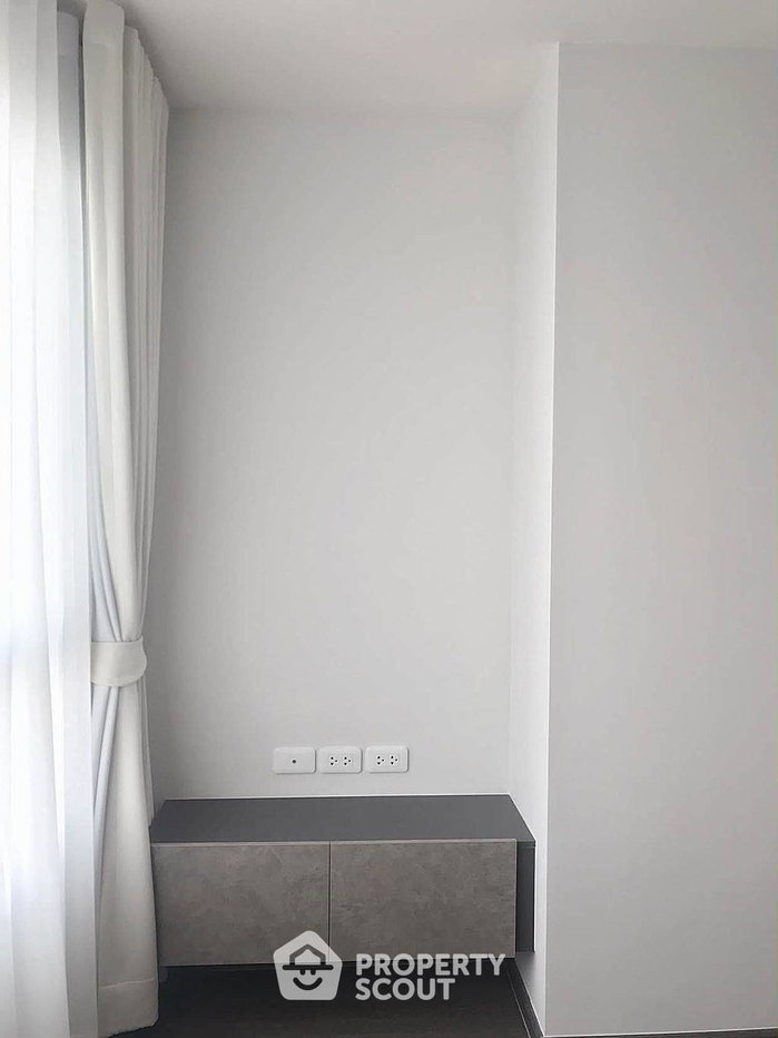picture High-Floor 1-BR Ideo Phaholyothin Chatuchak Near BTS Saphan Khwai (ID 1248121) - 7/11