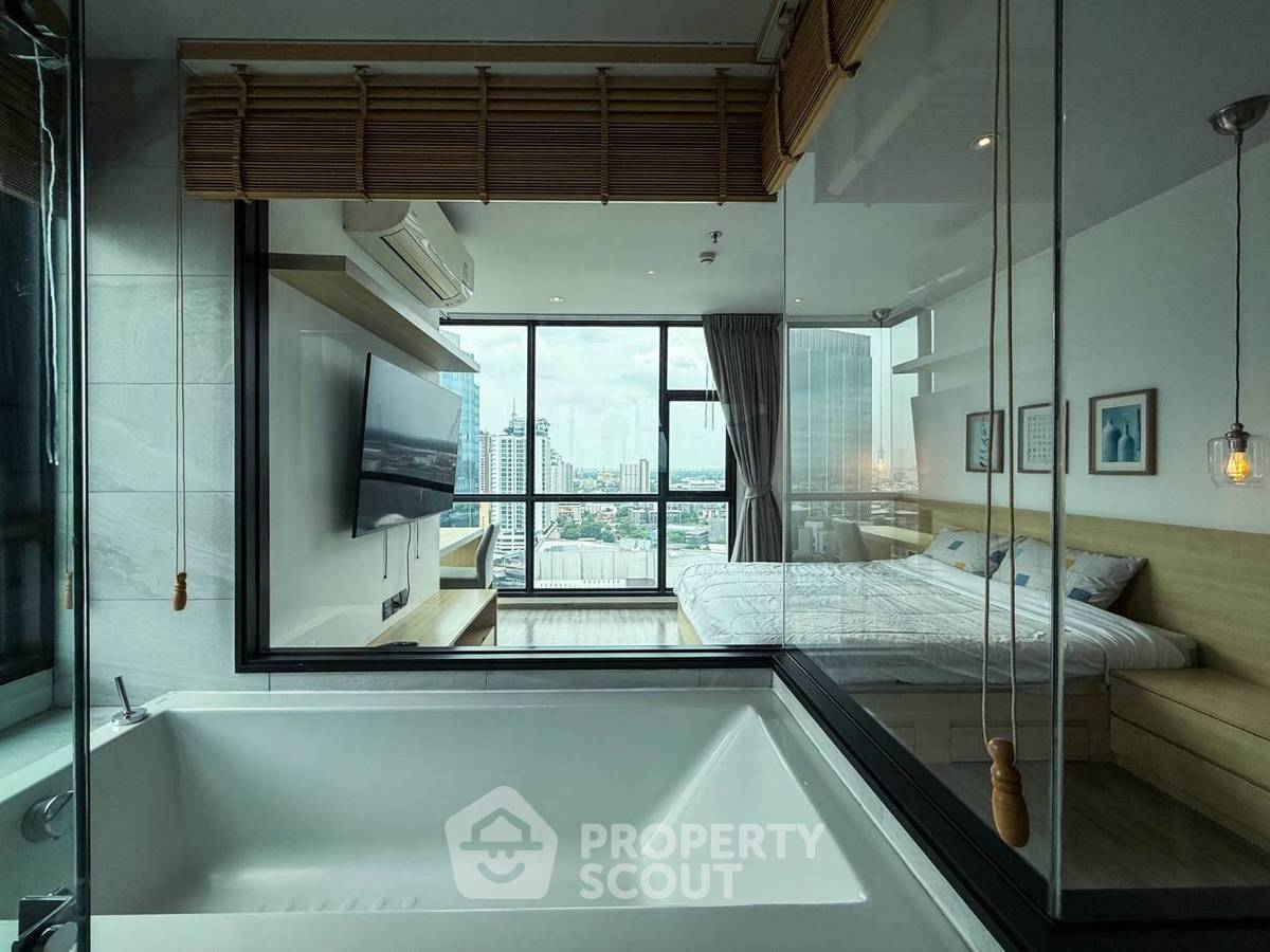 picture 2-BR Condo at Rhythm Ekkamai near BTS Ekkamai (ID 3429868) - 3/8