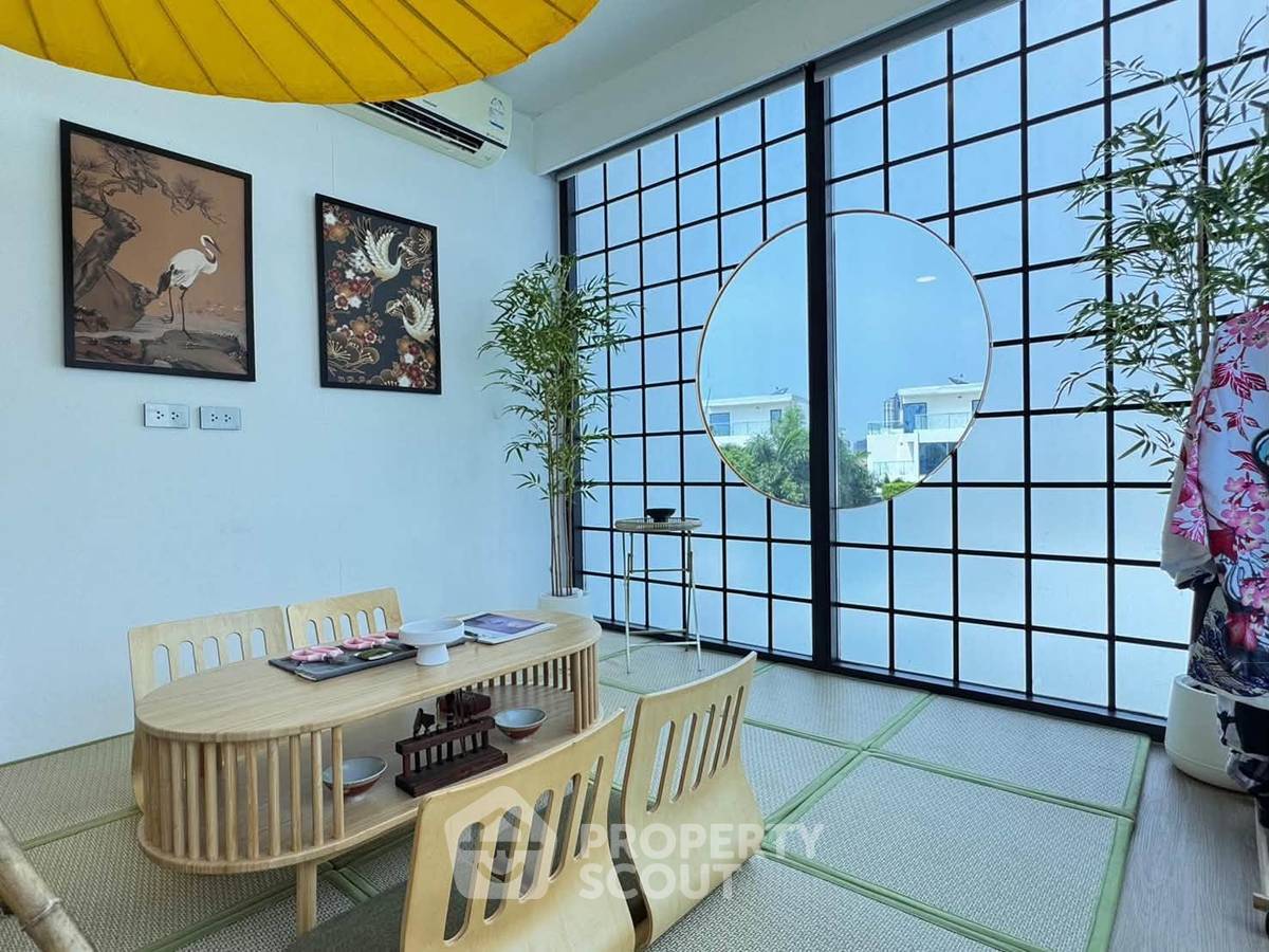 picture 300 Sqm 4-Bedroom Villa For Sale In Phratamnak (ID 3426310) - 25/29
