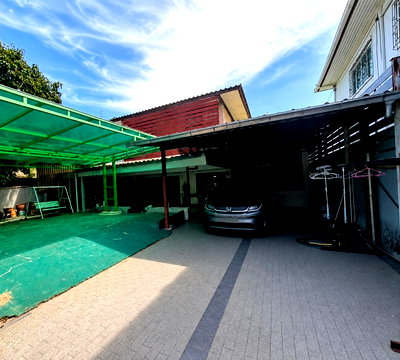 บ้านเดี่ยว วิทยาลัยดุสิตธานี : ขายบ้านเดี่ยว 2 ชั้น หมู่บ้านมิตรภาพ 1 อ่อนนุช 46 ที่ดินใหญ่ 87 ตร.ว. 5 ห้องนอน จอดรถได้ 6 คันขึ้นไป