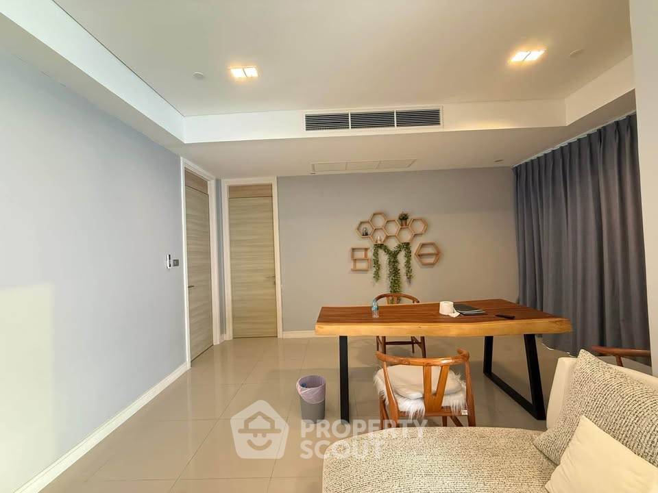 picture 3-BR Condo at Reflection Jomtien Beach Pattaya close to Pattaya (ID 3430204) - 7/17