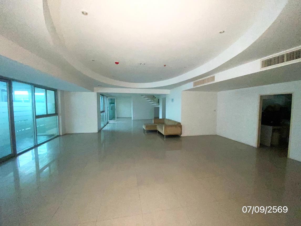 picture OFFICE 597.6 Sq.w. Bang Kapi Bangkok for 20.6M - 23/41