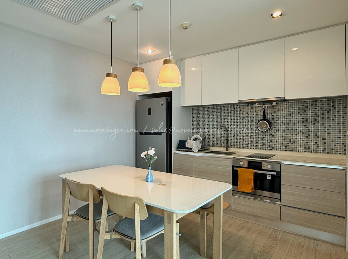picture 1-Bed condo, Asok near BTS, MRT - The Room Sukhumvit 21 - 6/17