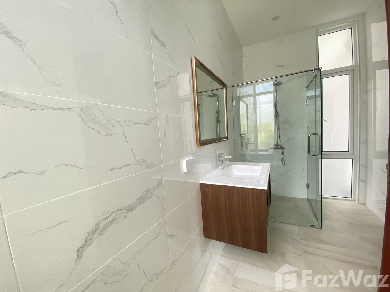 picture Idyllic haven for sale: 350sqm 4 bed 4 bath thee Priced at ฿10,900,000. 1119954 - 12/16