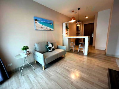 Condos for sale : For Sell Condo CENTRIC HUAI KHWANG STATION Building 1, Floor 19,2 bed room, Room size 51 sqm