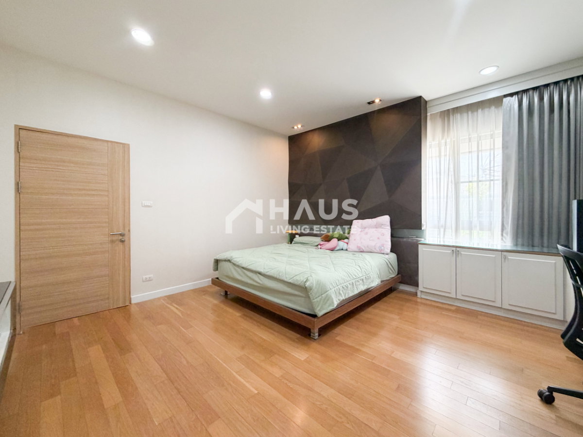 picture Golden Legend Sathorn - Kanlapaphruek / 4 Bedrooms #HKAL099 - 19/21