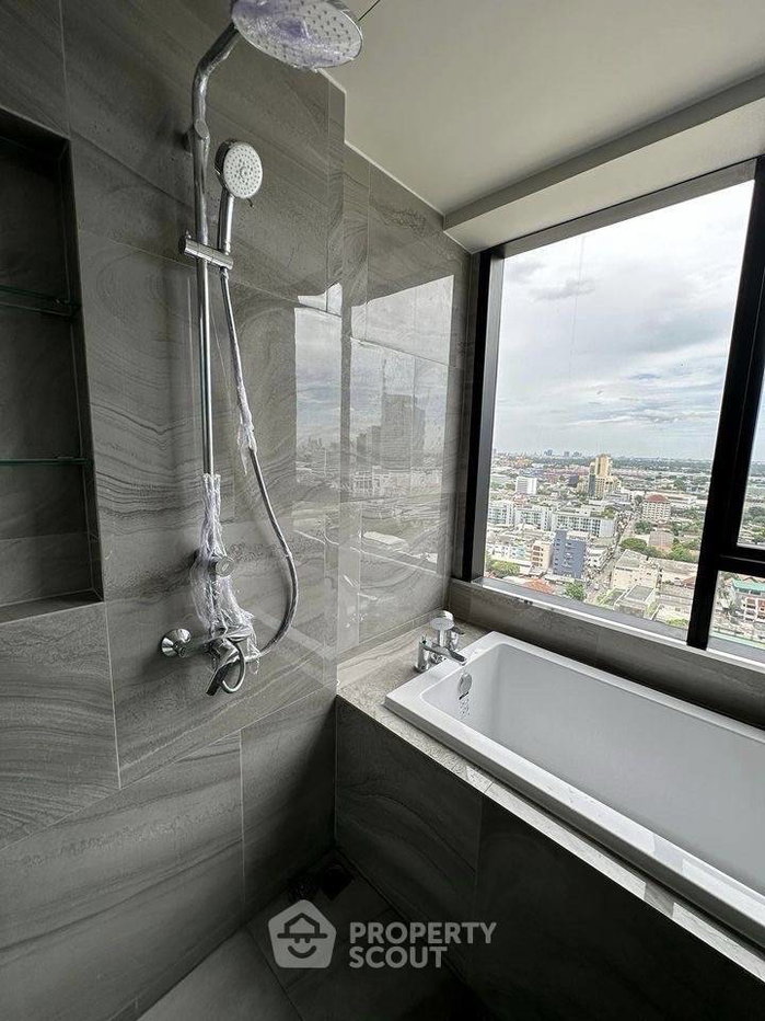 รูป คอนโด 2 ห้องนอน ที่ Ideo Q Sukhumvit 36 ใกล้ BTS ทองหล่อ (ID 3426899) - รูปที่ 7/7