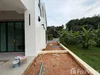listing thumbnail image 11