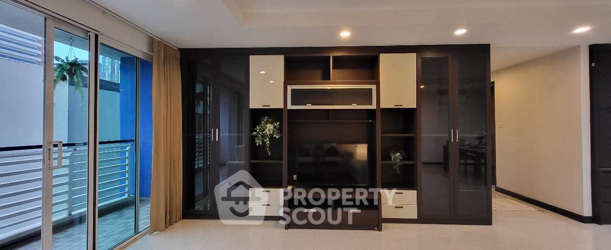 picture 3-BR Condo at Avenue 61 Condominium near BTS Thong Lor (ID 3427023) - 16/26