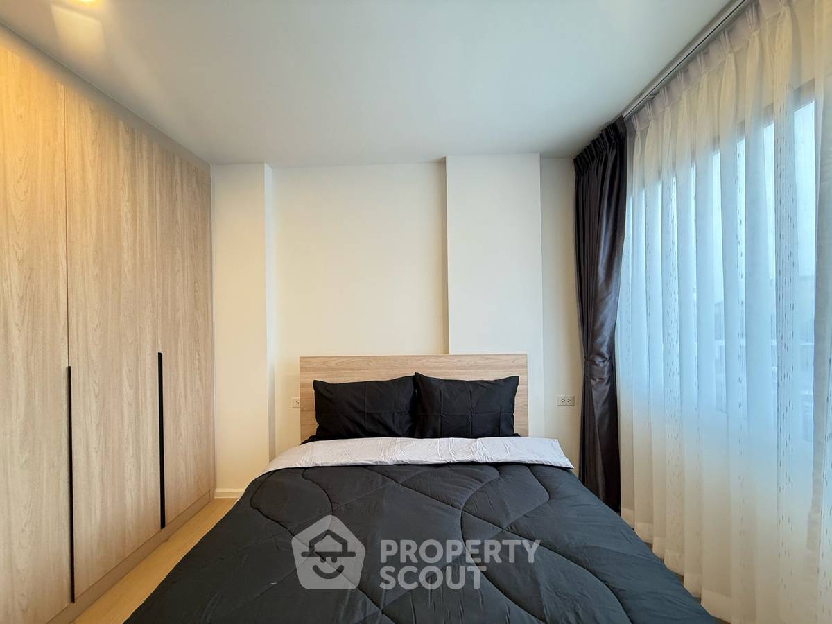 picture Studio Condo at Chewathai Hallmark Ekkamai-Raminthra in Nuan Chan (ID 3369877) - 6/15