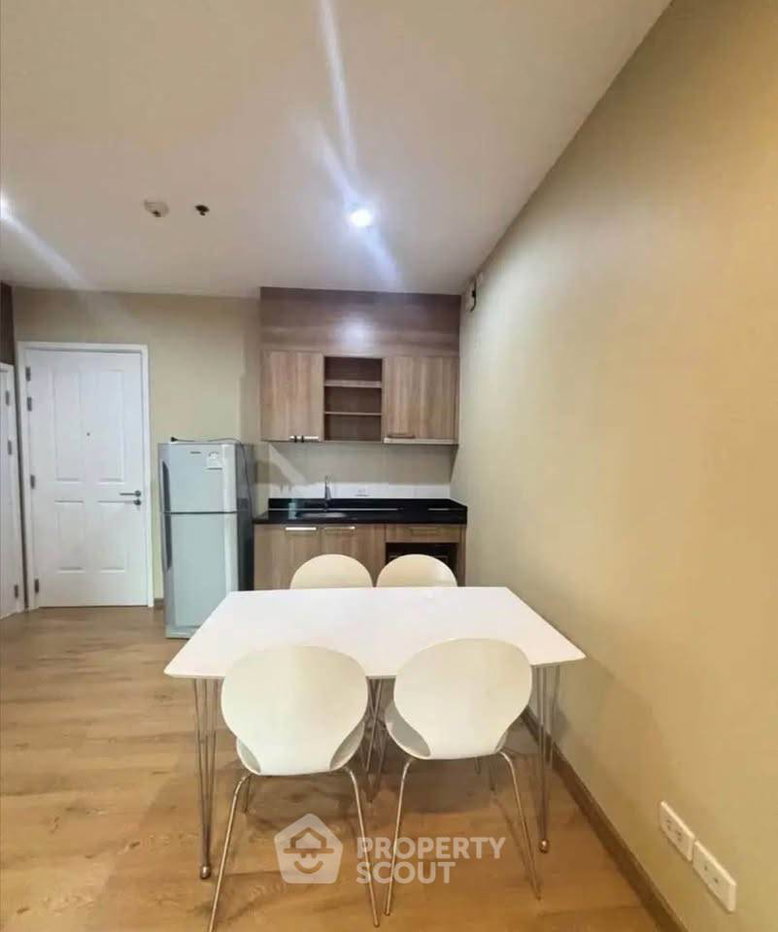 รูป คอนโด 1-ห้องนอน ที่ ไฮฟ์ สาทร ใกล้ BTS กรุงธนบุรี (ID 3430949) - รูปที่ 5/9