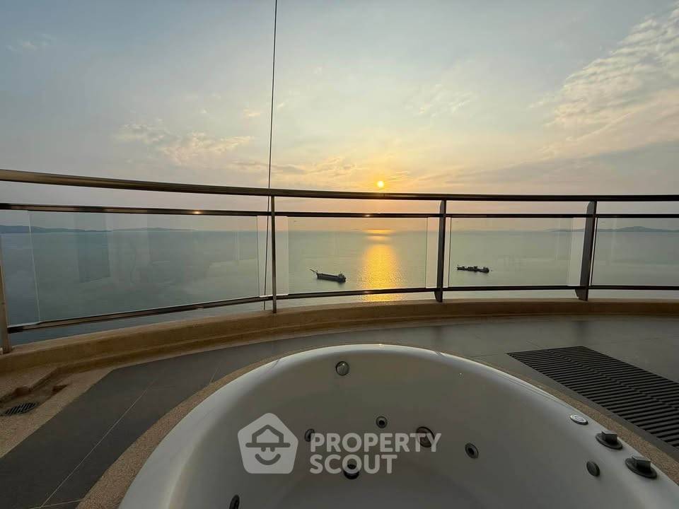 picture 3-BR Condo at Reflection Jomtien Beach Pattaya close to Pattaya (ID 3430204) - 17/17