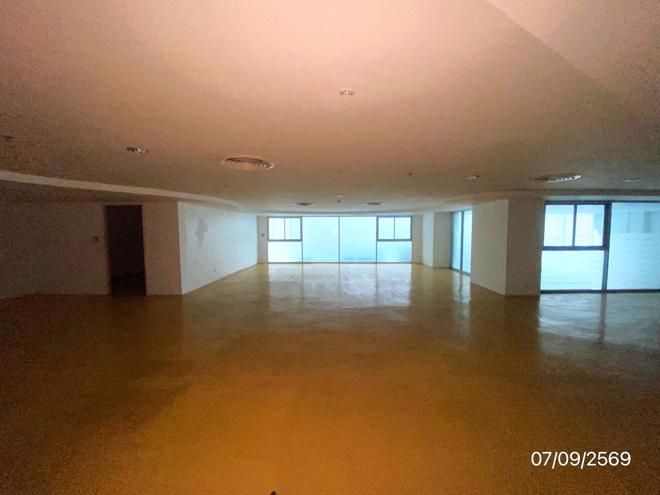 picture OFFICE 597.6 Sq.w. Bang Kapi Bangkok for 20.6M - 9/41