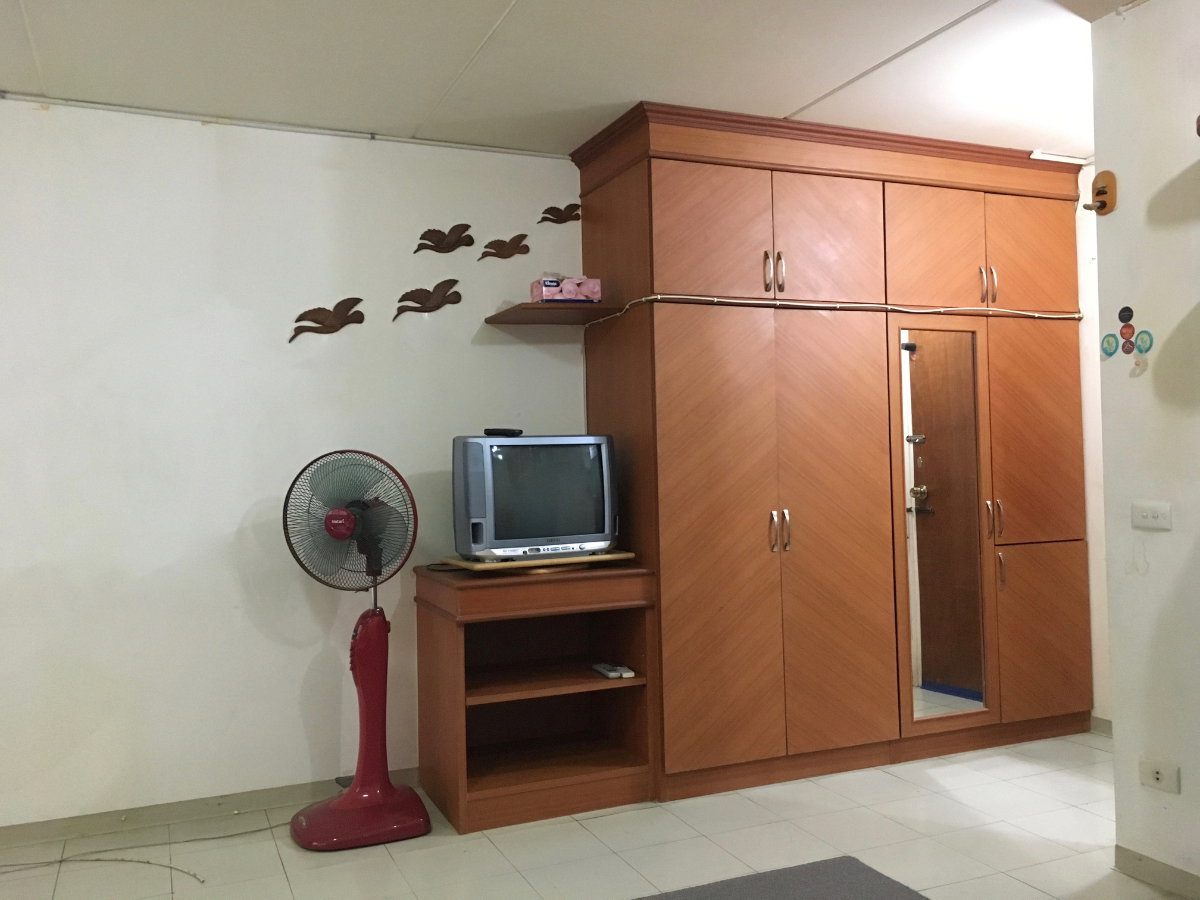 รูป ขายคอนโดเมืองทองธานี C3 ทำเลดีมาก ติด COSMO ห้อง built in แอร์ เฟอร์ครบ - รูปที่ 3/9