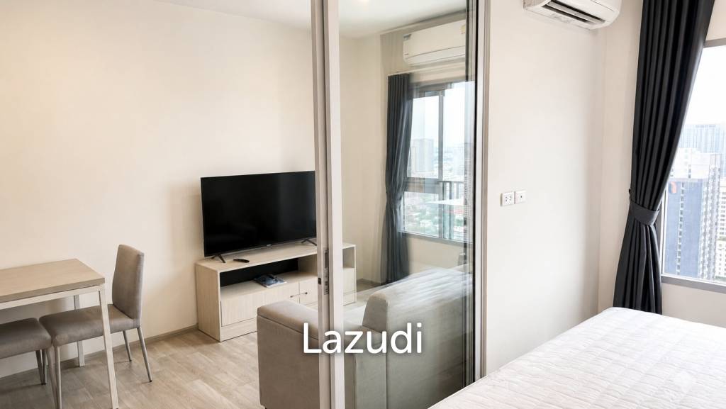 picture High-floor 28 sqm condo at Niche MONO Ramkhamhaeng, Hua Mak Bangkok - 3/10