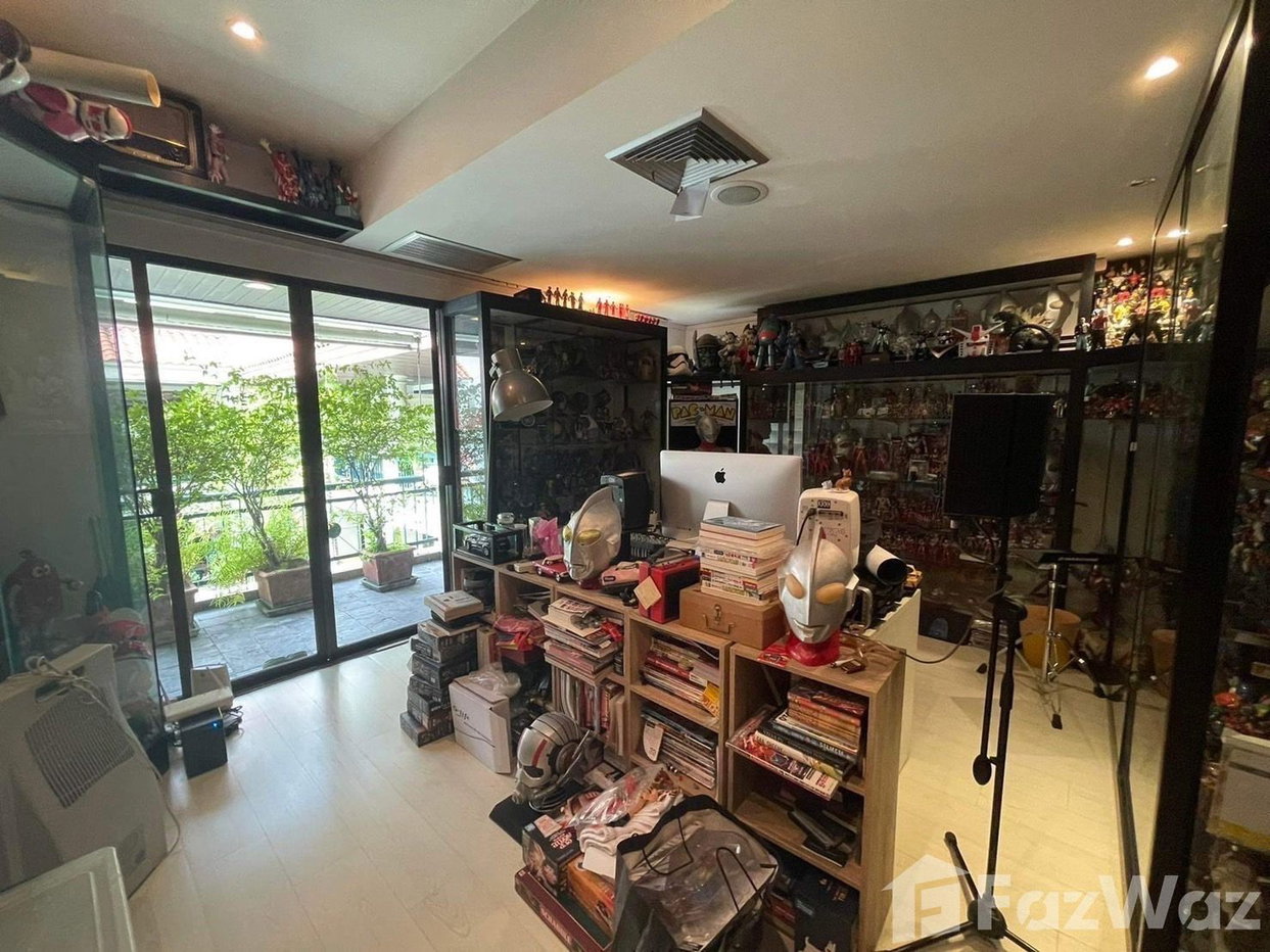 picture 3 Bedroom Townhouse for sale at Private Sukhumvit 1413066 - 4/10
