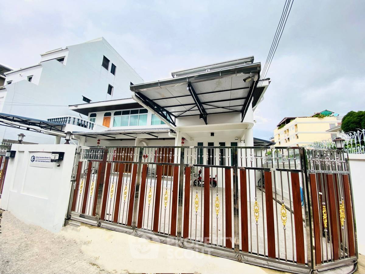 รูป บ้านเดี่ยว 5 ห้องนอน 377 ตร.ม. ย่านสาทร ใกล้ BTS สุรศักดิ์ (ID 3429261) - รูปที่ 2/5