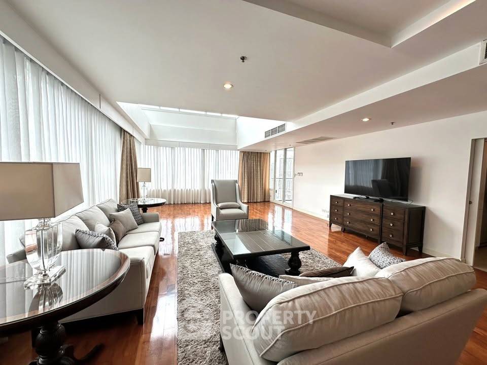 picture 4-BR 271 Sqm High-Floor Baan Siri 24 Near BTS Phrom Phong (ID 3428215) - 2/14