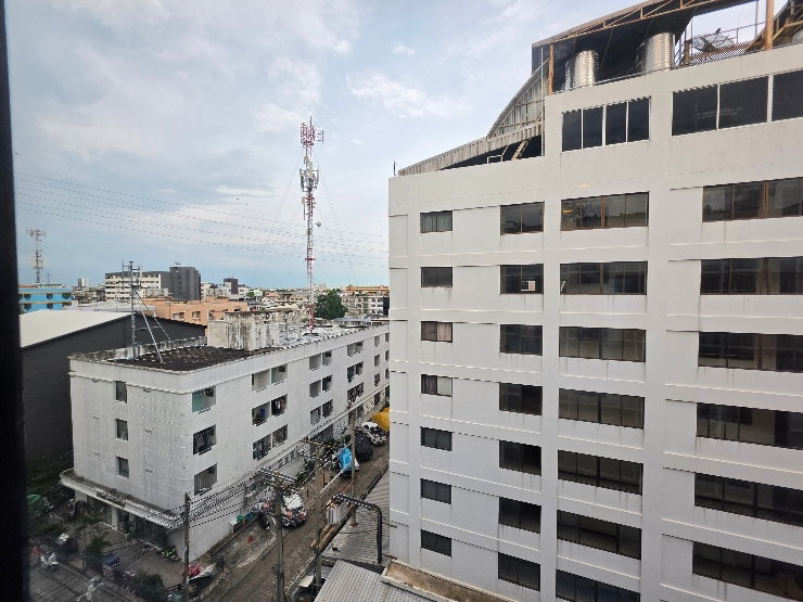 รูป FOR RENT Brown Condo HuaiKwang ,28SQM. 7FLOOR - รูปที่ 10/21