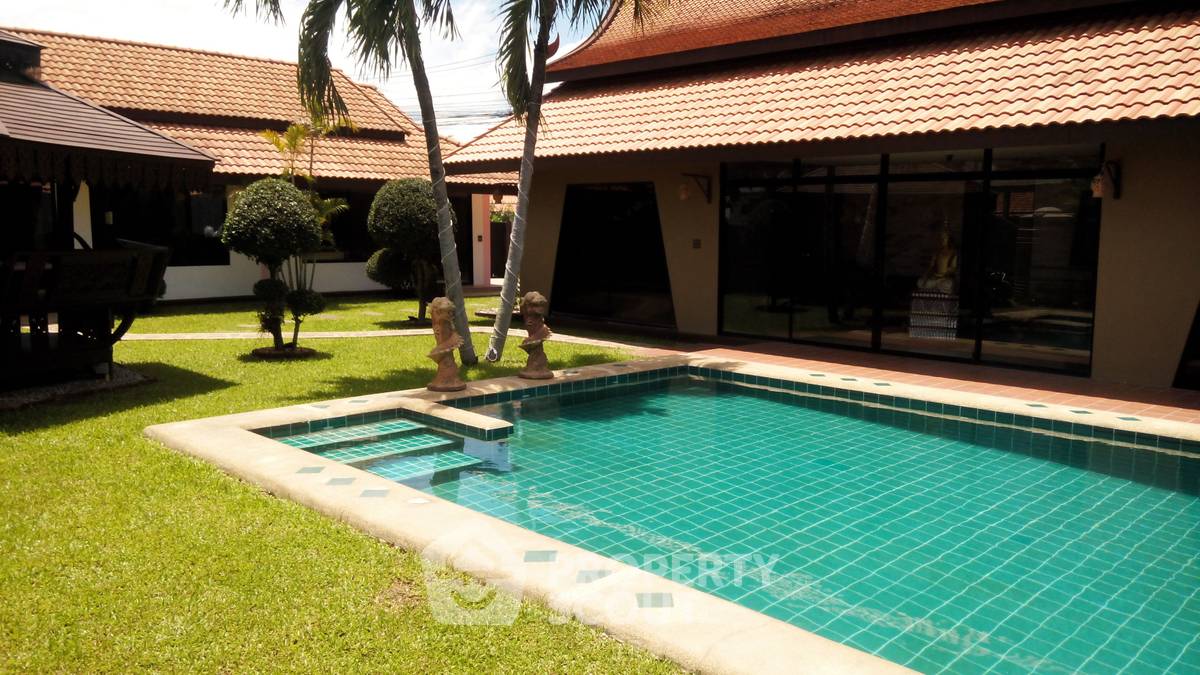 รูป วิลล่า 3 ห้องนอน ขนาด 220 ตร.ม. ในนองปรือ พัทยา (ID 3428949) - รูปที่ 3/12