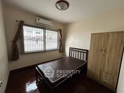 picture 2-BR Condo at Baan Suan Thon Bangmod Condominium close to Phuttha Bucha (ID 3428629) - 4/8