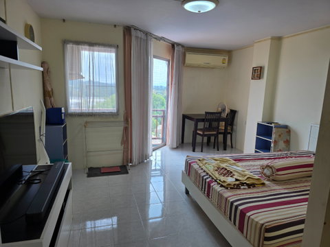 Condo One Bed Room for Rent Located near Assumption Sriracha College