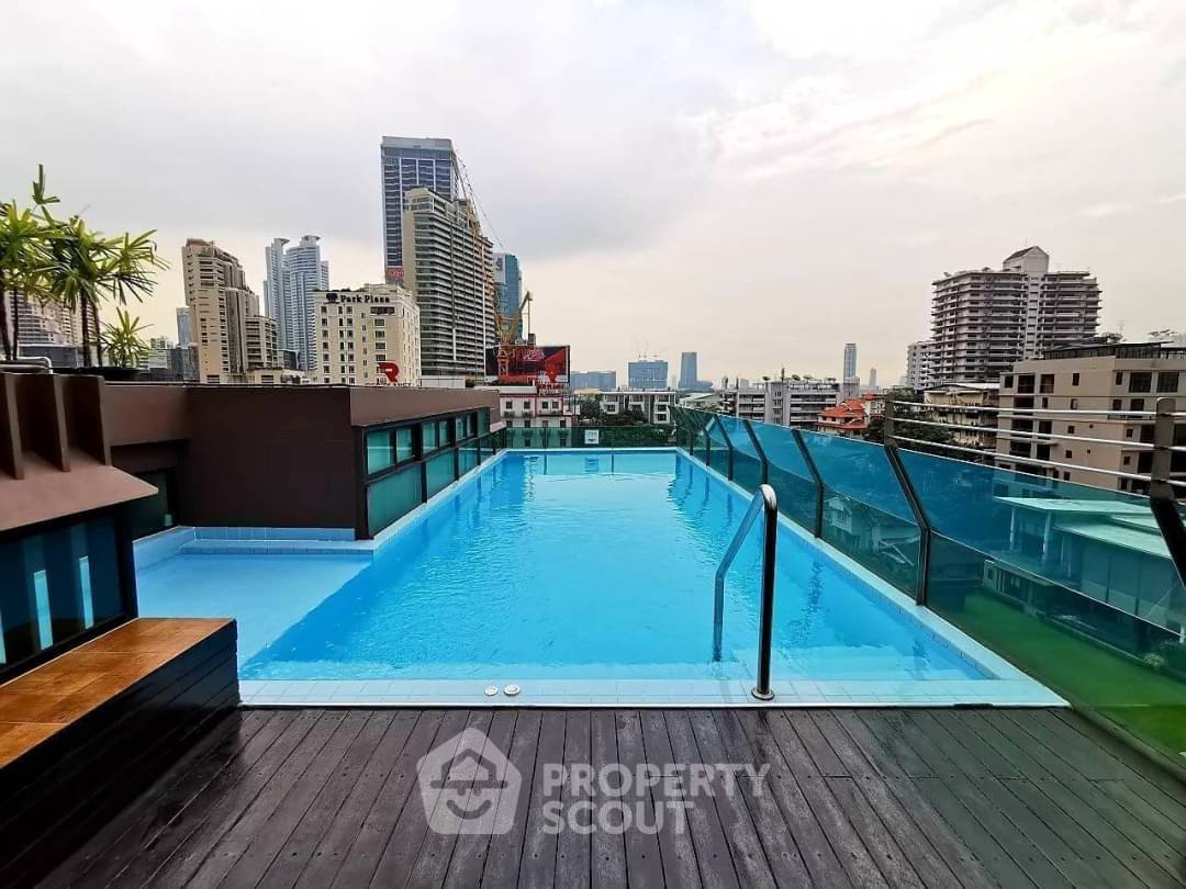 picture Great Value 1-BR At Le Cote Sukhumvit 14 Near BTS Asoke (ID 1988242) - 11/12