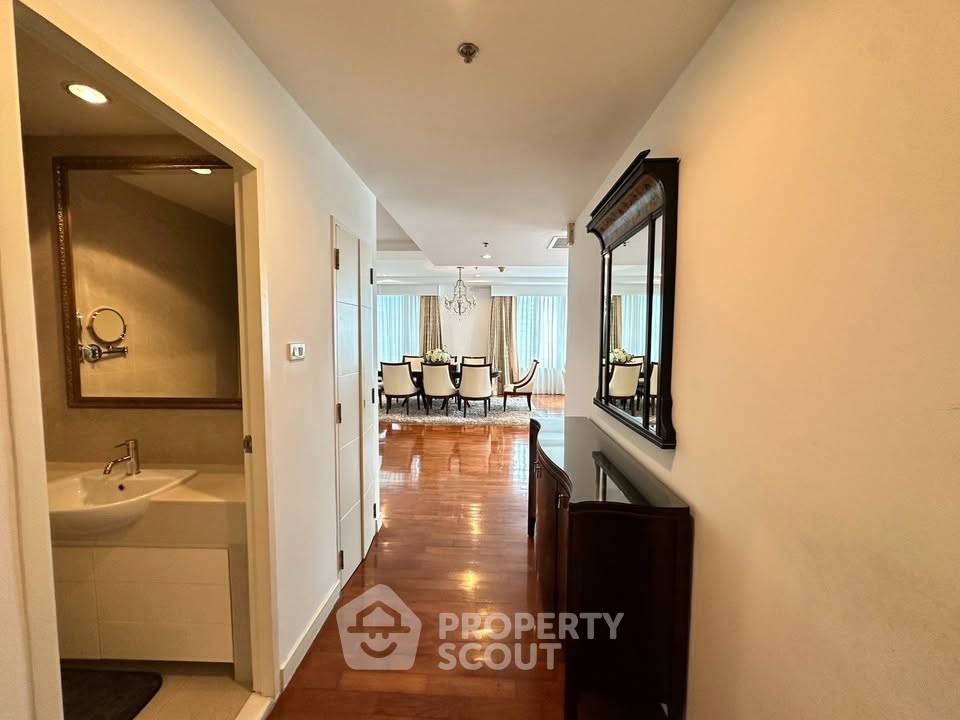 picture 4-BR 271 Sqm High-Floor Baan Siri 24 Near BTS Phrom Phong (ID 3428215) - 12/14