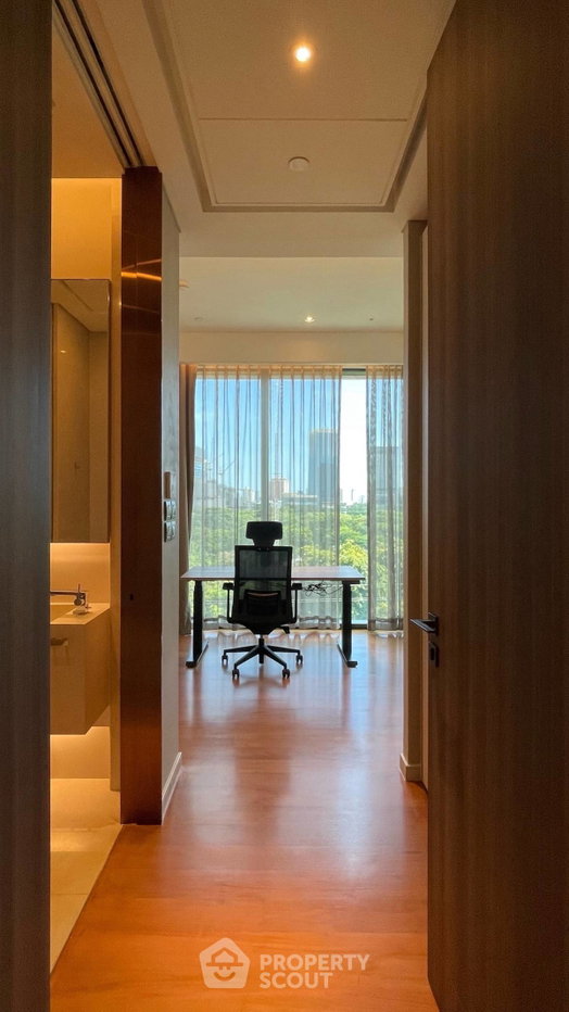 picture 2-BR Condo at Sindhorn Tonson near BTS Ratchadamri (ID 3430862) - 6/20