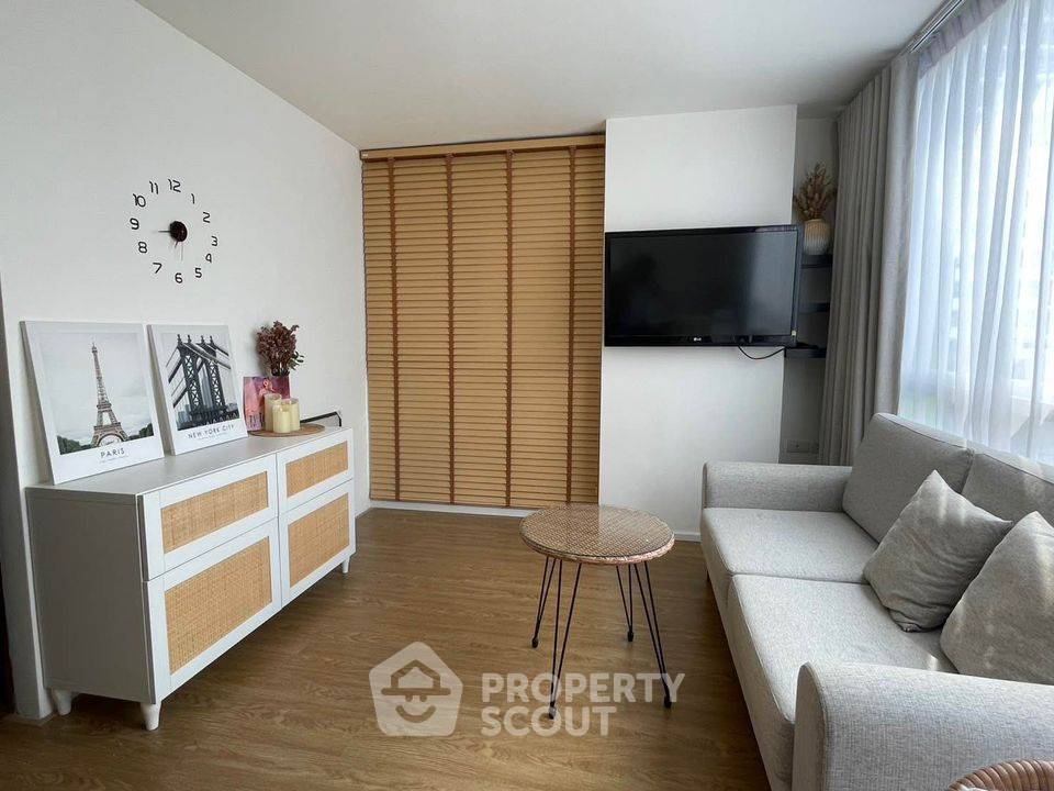 picture 1-BR Condo at Chateau In Town Phaholyothin 11 near BTS Saphan Khwai (ID 1918059) - 1/8