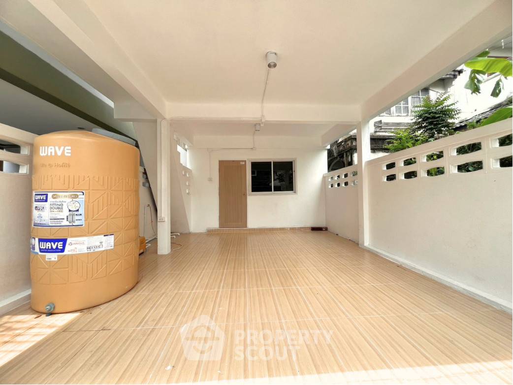 รูป ทาวน์เฮ้าส์ 4 ห้องนอน พื้นที่ 200 ตร.ม. ขาย ใน Chom Duean Village ย่านบางแค (ID 3431358) - รูปที่ 39/40