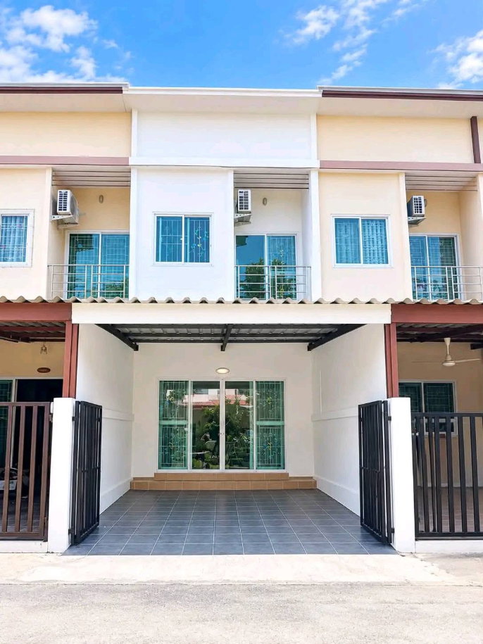 รูป ขายทาวน์โฮมรีโนเวทใหม่ ม.บูรพาแลนด์ หนองยายบู่ ศรีราชา - รูปที่ 10/13