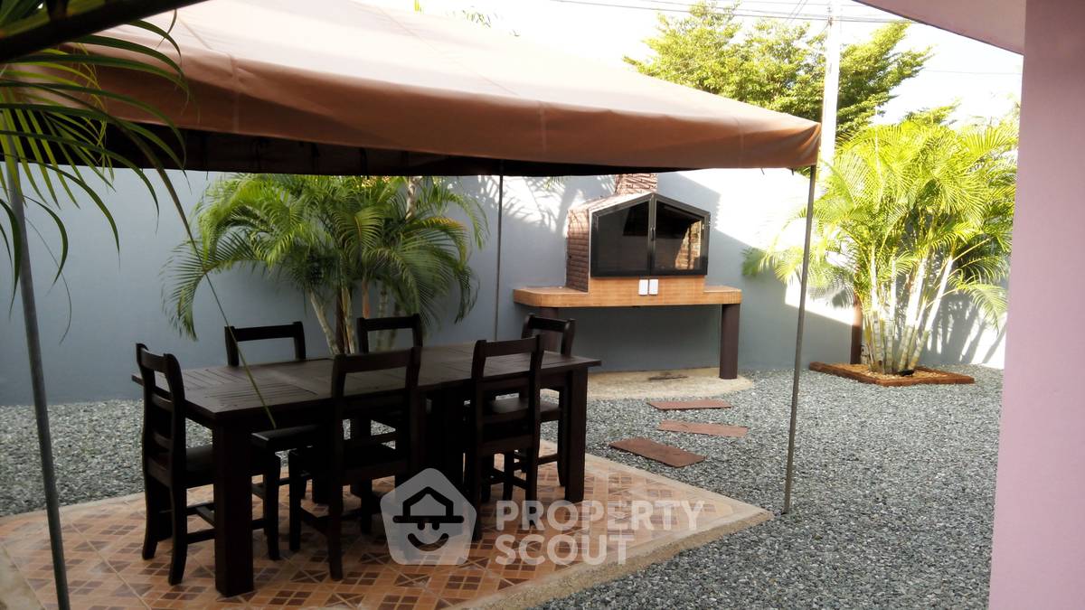 รูป วิลล่า 3 ห้องนอน ขนาด 220 ตร.ม. ในนองปรือ พัทยา (ID 3428949) - รูปที่ 7/12