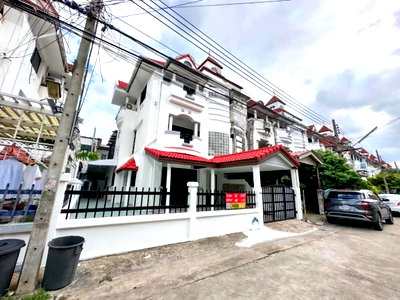 เช่าบ้านแฝด MRT ศรีอุดม : ให้เช่า บ้านแฝด 4 ชั้น Home Avenue สุขุมวิท 101/1 | Pet Friendly | 3 ห้องนอน 4 ห้องน้ำ | Fully Furnished