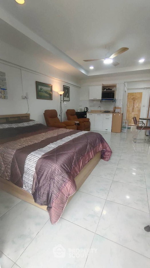 picture 1-BR Condo at Nirun Grand Ville close to Central Pattaya (ID 3289166) - 2/11